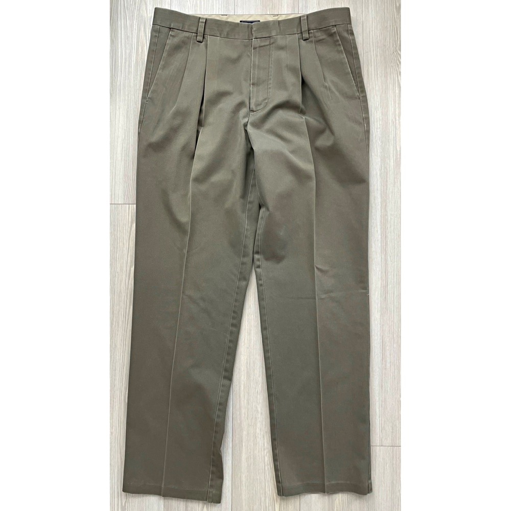 Dockers Men's D3 Classic Fit Pleated Twill Dress Pants Khaki 36W Preppy Work